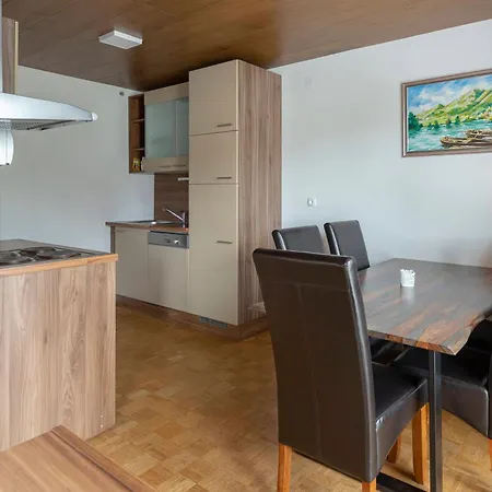 아파트 Apartmaji Seljak